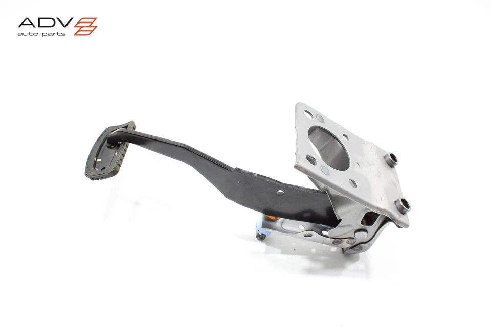 ОРИГИНАЛЬНАЯ ПЕДАЛЬ СТОПОРА СПОРТИВНОГО ТОРМОЗА MITSUBISHI OUTLANDER 2016–2024 годов выпуска - Изображение 3 из 4