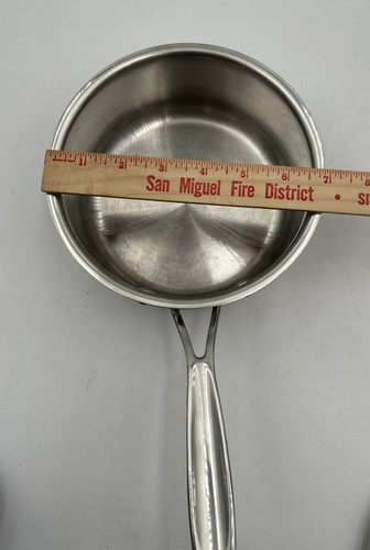 Cuisinart 1.5qt Saucepan W/Glass Lid 719-19 Stainless 0721 Induction Compatible - Picture 6 of 12