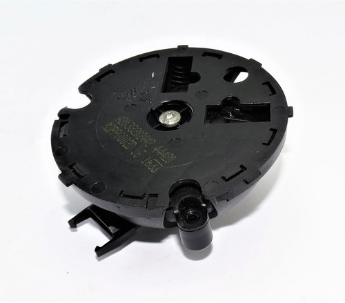 Mercedes W203 V210 W211 (02-08) 3-Pin Door Mirror Motor (Actuator) A2038202442 - Picture 5 of 7