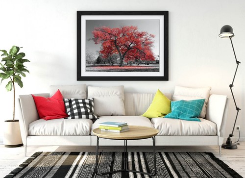 ROTER BAUM MIT SCHWARZ-WEISS HINTERGRUND - GERAHMTER WANDKUNST POSTER PAPIERDRUCK - Bild 4 von 11