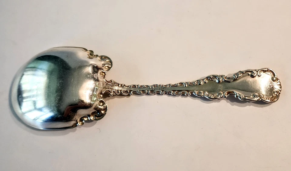 Whiting Louis XV Sterling Silver Serving Berry Spoon 1897 Goldwash 52 gr - Image 3 of 4