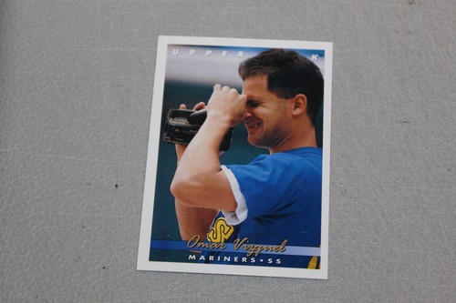 1993 Upper Deck BASEBALL Card Complete Finish Fill Your List Set U-Pick #301-600 - Picture 1 of 378