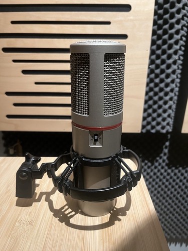 AKG Solidtube Röhren Großmembranmikrofon Neuwertiger Zustand - Bild 7 von 10