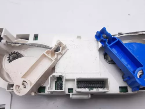 T1001786G Sterowanie ogrzewaniem/klimatyzacją do RENAULT MEGANE III BERLIN 8675306 - Zdjęcie 4 z 10
