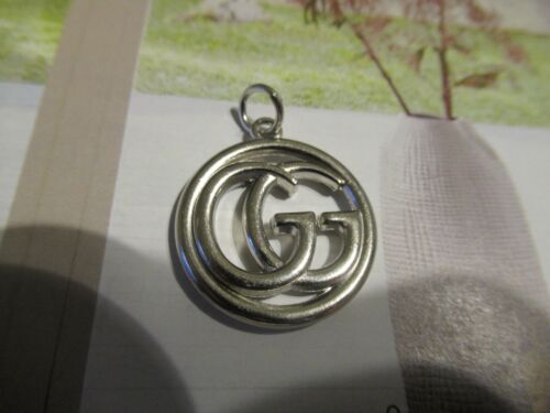 GUCCI ZIP PULL 23MM MATTE SILVER tone, THIS IS FOR 1 - Picture 2 of 3