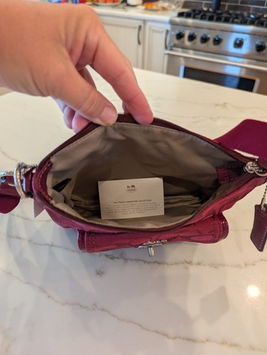 NWT - Signature Coach Pocket Swingpack Crossbody Bag in Dark Red Crimson -F45026 - Picture 3 of 11