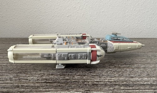 Micro Machines Star Wars Action Fleet Y-Wing Starfighter Yellow Leader & R2 Unit - Picture 7 of 15