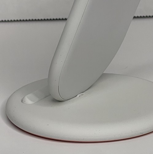 Google Pixel Stand G019C Wireless Qi-Certified Phone Charger For Pixel 3 & 3XL - Picture 3 of 5