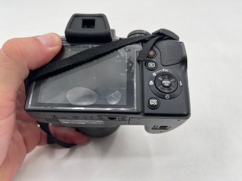 Fujifilm FinePix Digital Bridge Camera S9900W 16MP 24-1200MM 50X Zoom Lens WIFI - Picture 4 of 7