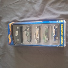 2000 Hot Wheels Police Cruiser Gift Pack 50024 NEW