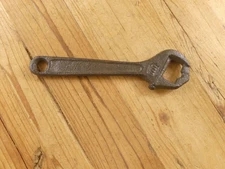 Hand Held Bottle Openers Cast Iron Wrench Beer Pop Soda Bar Resell Lot Rustic