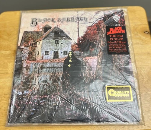 Black Sabbath deluxe 2LPs 180G vinyl lot (Black Sabbath, Paranoid) Sealed