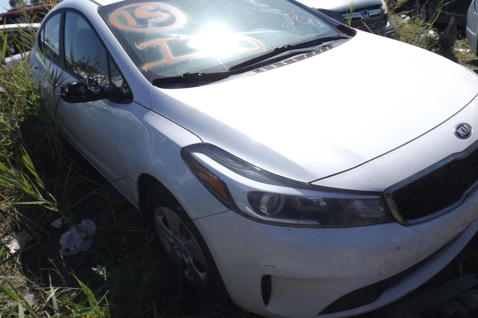 安全带前轿车乘客退刀适用于 14-18 FORTE 1675139 — 第 3/4 张图片