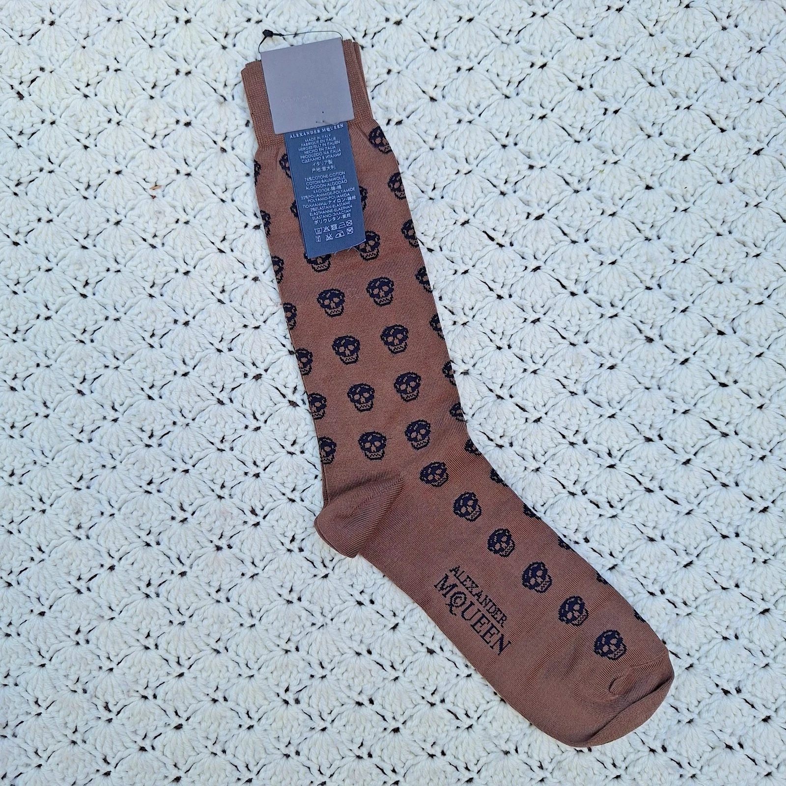 NWT Alexander McQueen Skull Design Mid Length Socks Brown - Medium