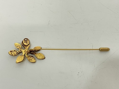 Vintage Cecile Jeanne Paris Gold Tone Metal Hat Pin French Couture Shape Design - Picture 3 of 6