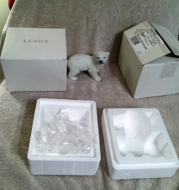 LENOX (1996)ENDANGERED BABY ANIMALS