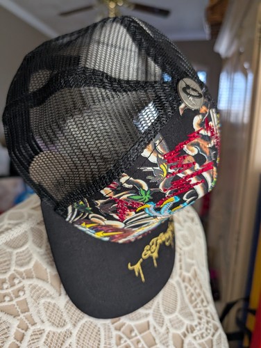 Ed Hardy Trucker Hat Cap Snapback Black Dragon Studded Bling Embroidered NWT NEW - Picture 6 of 9