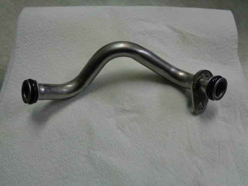 !!nur 3km!! Original 04E145735C Rücklaufrohr Turbolader  VW Touran II 1.4 TSI