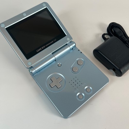 Nintendo Game Boy Advance SP AGS 101 Handheld Console Pearl Blue GBA SP - Picture 3 of 8