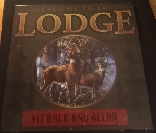 WELCOME TO THE HUNTING LODGE METAL SIGN RUSTIC CABIN DECOR 9 1/4" x 9 1/4" - Picture 1 of 5