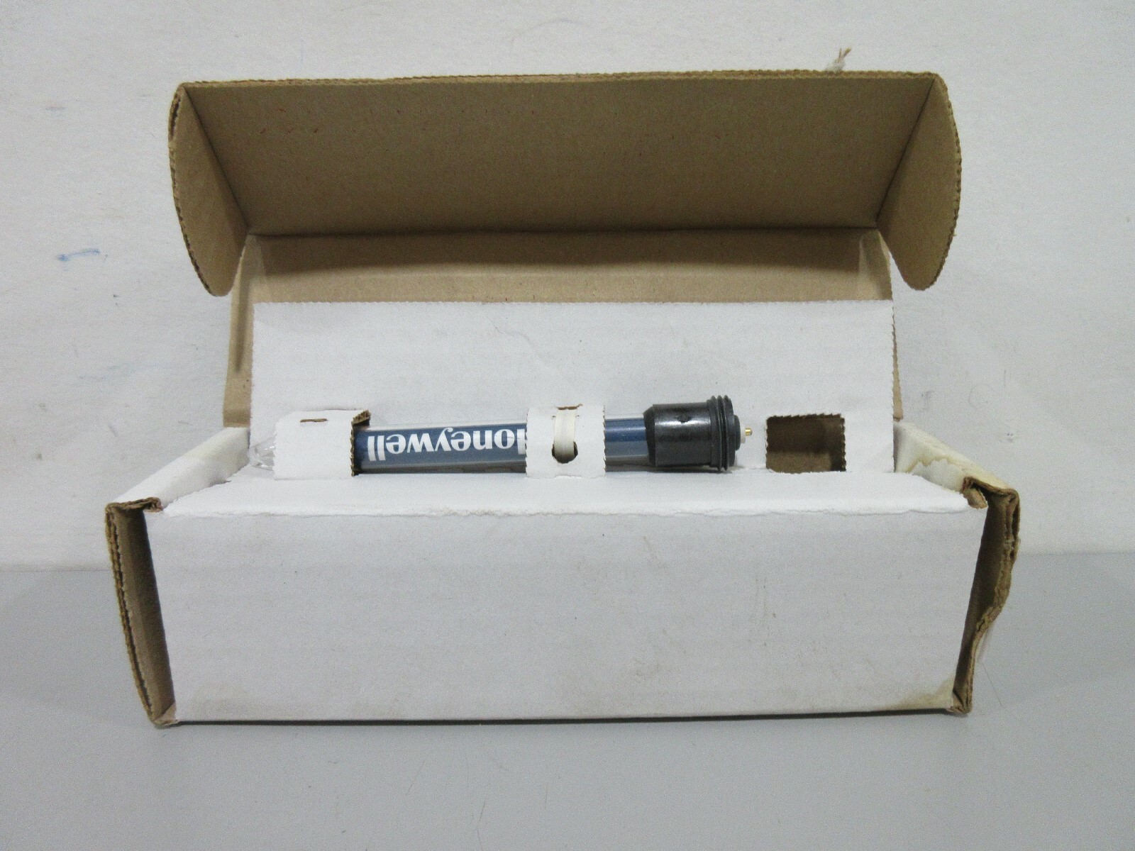 HONEYWELL 31117390 NEW IN BOX 31117390
