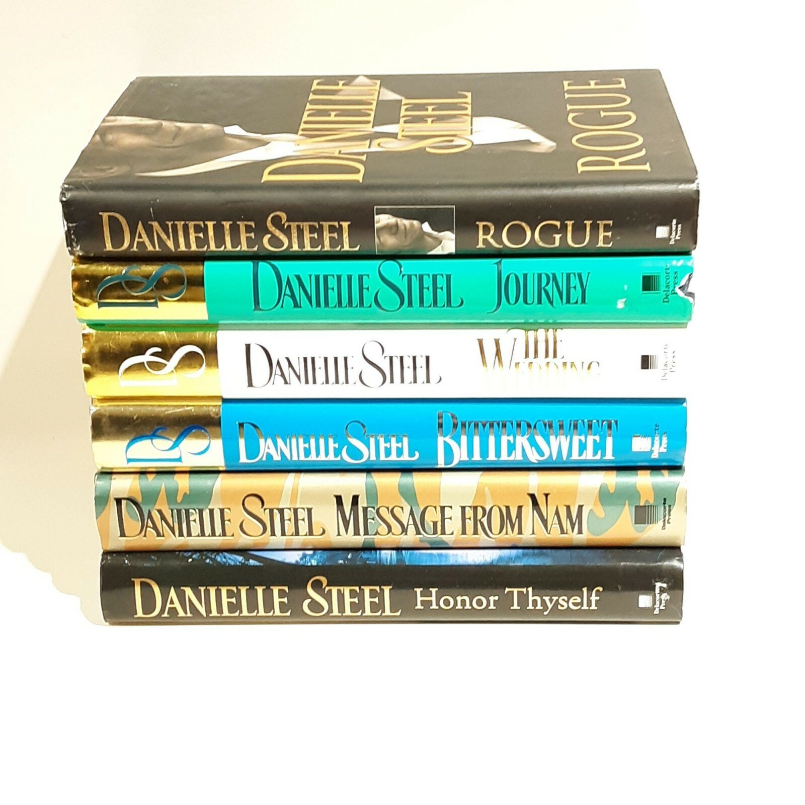 Danielle Steele Bundle 6 Novels Message From Nam Bittersweet Wedding