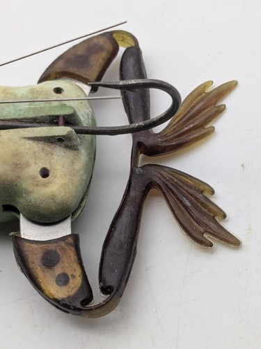 Señuelo mecánico vintage Jenson Froglegs rana sin malezas Austin Tx con caja - envío gratuito. - Imagen 15 de 15