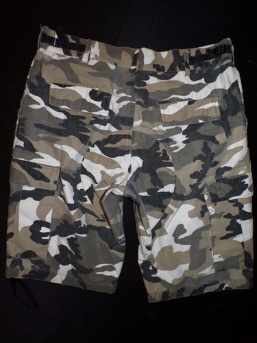 Dtek Jeans Camouflage Cargo Fashion Shorts Size 38" - Picture 3 of 10