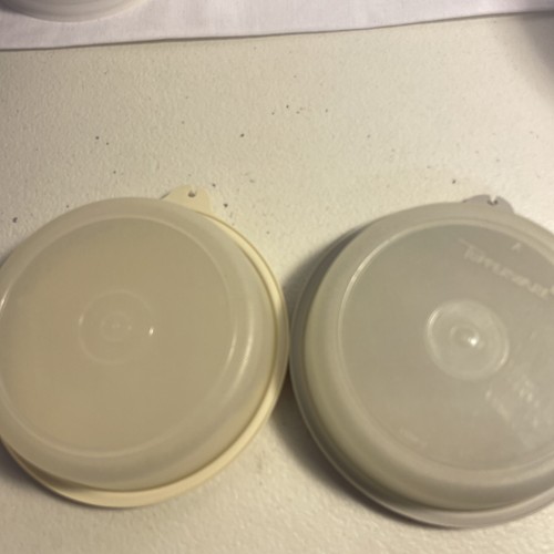 Vintage Tupperware 5 X Storage Containers Circular Rounds- With Lids - Picture 8 of 12
