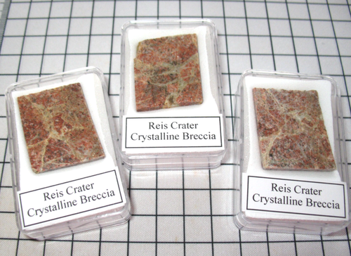 Ries impact crater impactite red crystalline breccia slice in display case 1/bid - Picture 4 of 5