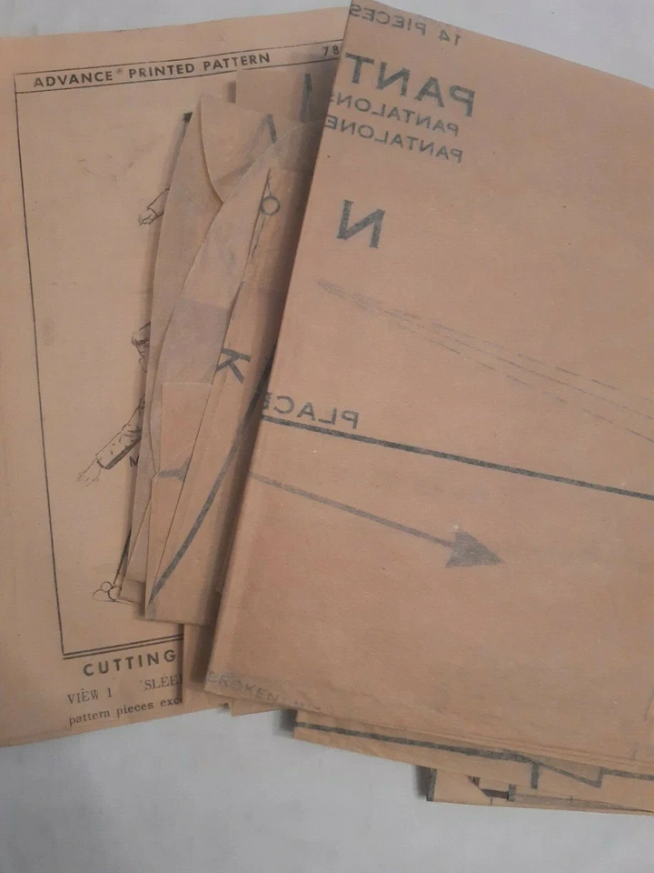 Sleeper Pajamas Top Bottoms 2 2T Advance 7813 Sewing Pattern VTG Cut Footed Boys - Image 4 of 4