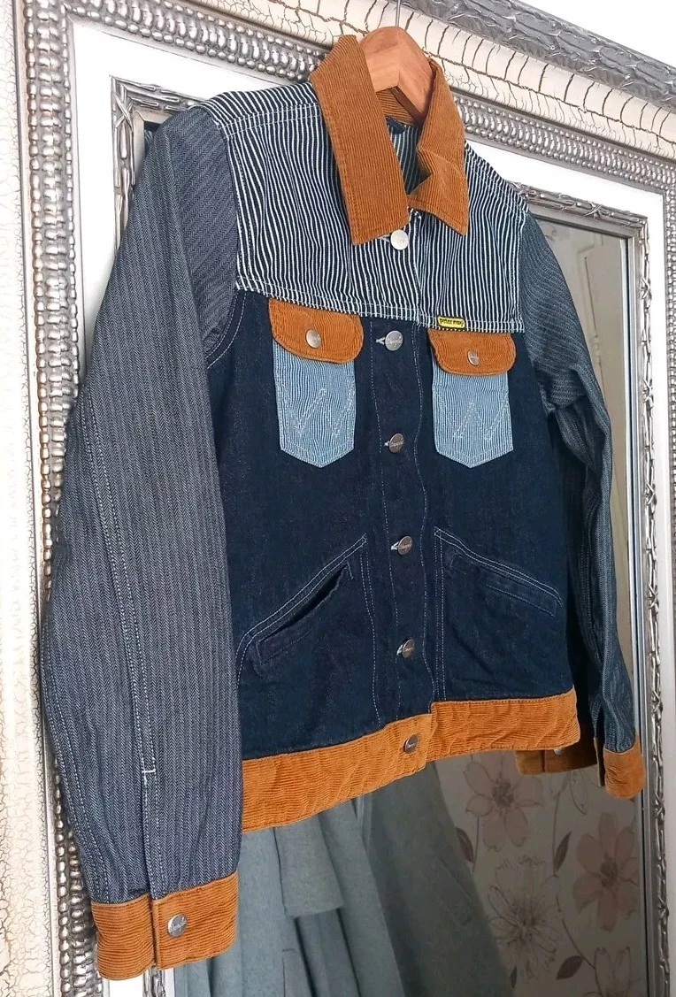 Picture 3 of 18