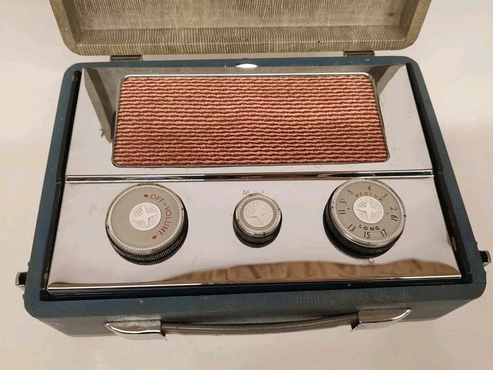 PYE TRANSISTOR RADIO MLW IN CASE VINTAGE RETRO PROP SPARES REPAIR NOT