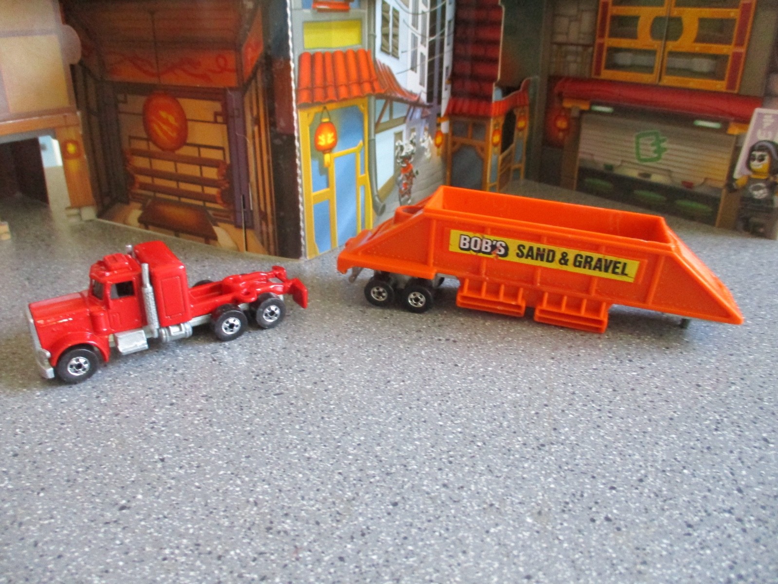 Bild 1 von 8