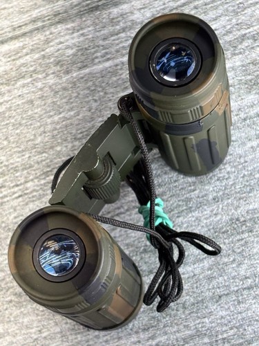 BUSHNELL 8 x 21 Compact Binoculars 378 ft at 1000 Yards Camo Hunting Outdoors - Picture 4 of 15