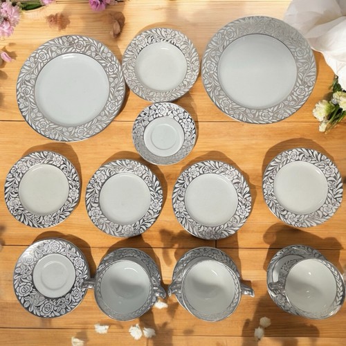 Vintage 1930s Wedgwood Platinum Lustre Partial Dinnerware Set Silver Floral 17P - Picture 2 of 15