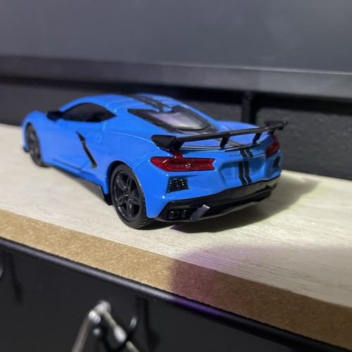 Chevrolet Corvette Stingray Coupe 2020 Special Edition Maisto 1/41 pull back - Picture 2 of 7