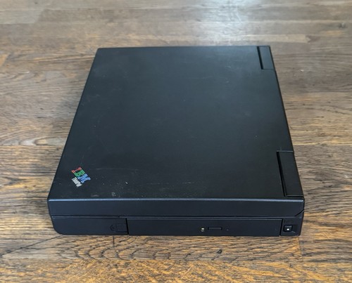 Computadora portátil Intel Mmx IBM Thinkpad 310ED de colección RARA - Imagen 6 de 7
