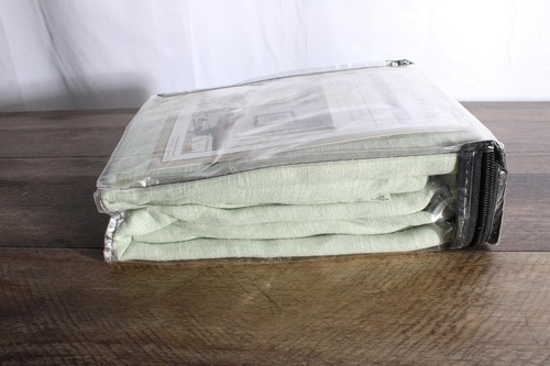 Allen+Roth Harlow 95" x 50" Sea Green Light Filtering Curtains - #4140913 New - Picture 3 of 3
