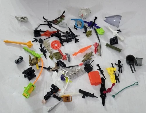 X-487 VINTAGE 1980'S HASBRO GI JOE FIGURE & VEHICLE WEAPONS AND ACCESSORIES