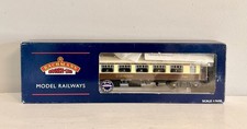 BACHMANN 39-300A BR MK1 SK PULLMAN KITCHEN SECOND CAR NO 333 COACH WITH LIGHTING