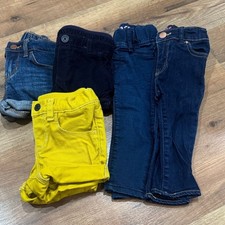 Baby gap girl Bundle of 3 shorts and 2 jeans