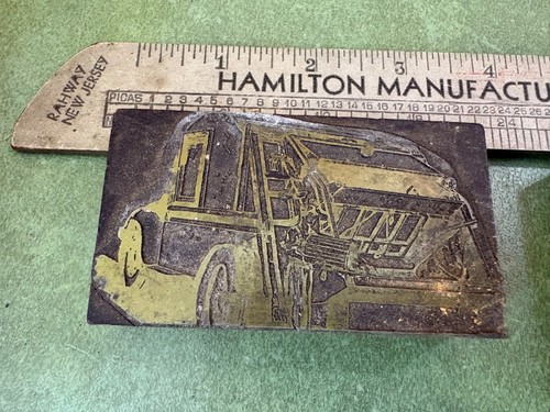 Vintage Letter Press Garbage Truck Printing Blocks Trash Truck - Picture 3 of 3
