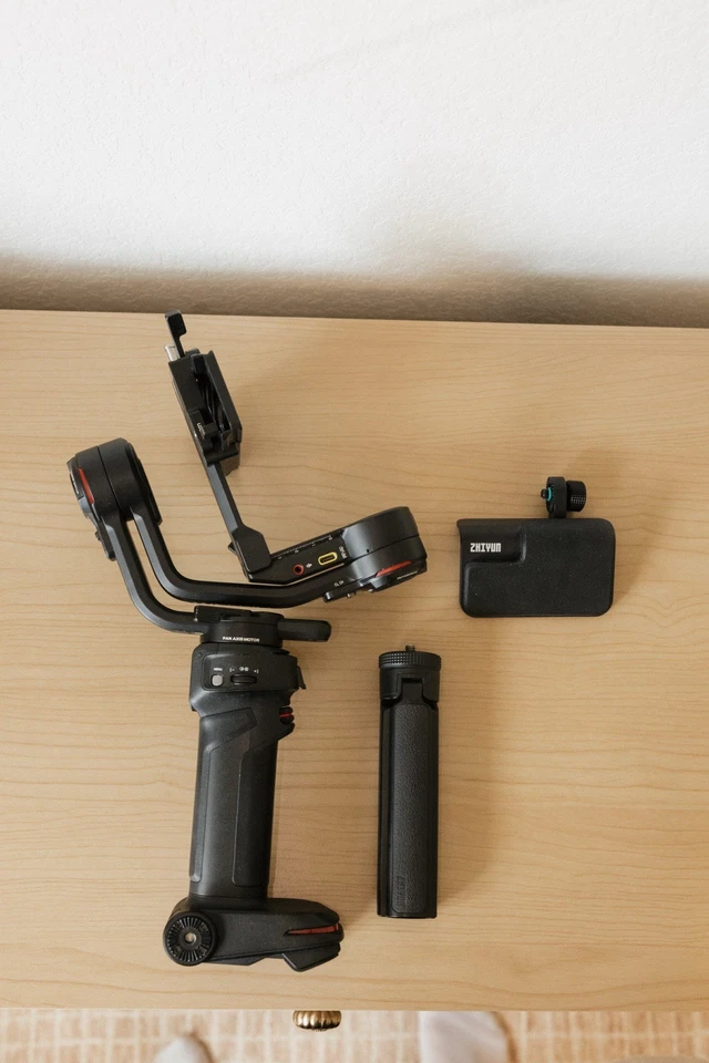 Zhiyun Weebill 3 Gimbal Stabilizer for Mirrorless DSLR Cameras *Great Condition* - Image 4 of 4