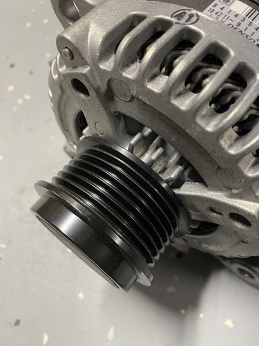 ACDelco GM 84143543 Alternator Like New Condition - Picture 6 of 9