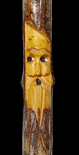 Bastone ramo legno intagliato 13" albero spirito arte popolare volto mago vintage 95 - Foto 2 di 6