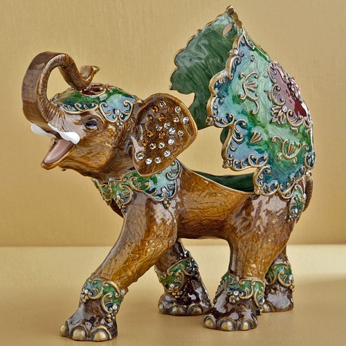 RUCINNI Elephant Jeweled Trinket Box with SWAROVSKI Crystals - Picture 4 of 5