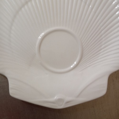 NAUTILUS Shell Shape by WEDGWOOD ETRURIA & BARLASTON Snack Plate White Off 3096 - Picture 3 of 7