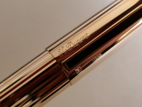 S.T. Dupont Classic Fountain Pen 18K M Nib Gold Plated Black Line Clip - Picture 6 of 15