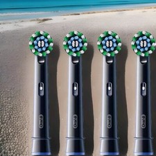 GENUINE Toothbrush Heads - NEW Oral-B Pro CrossAction Electric - Pack of 4 Black